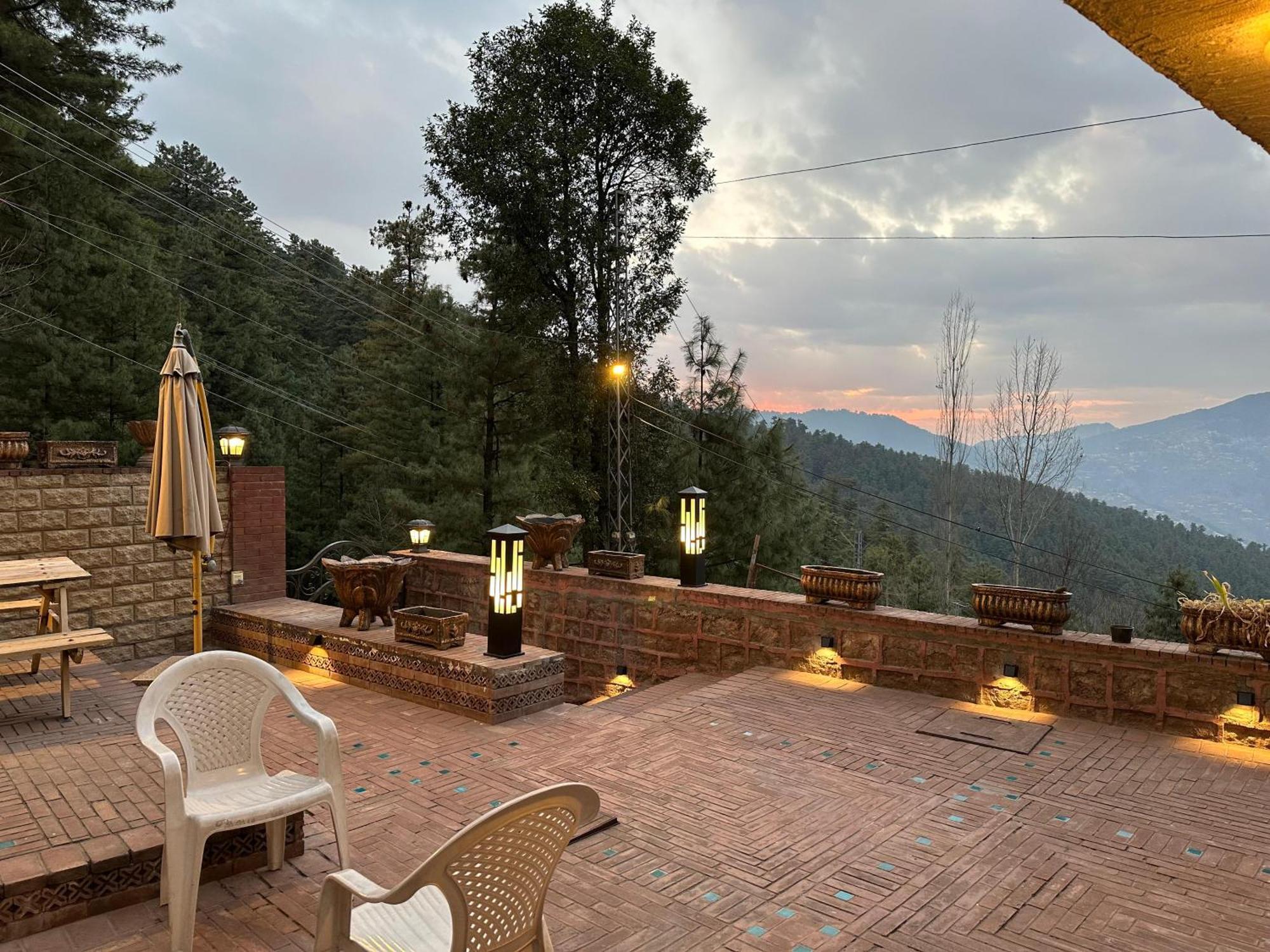 Sarah'S Lodge เมอร์รี ภายนอก รูปภาพ